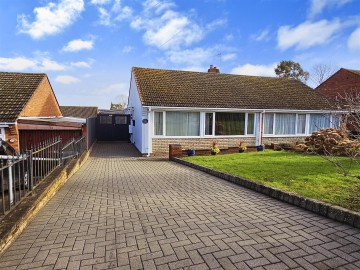 image of 16, Grosvenor Wood
