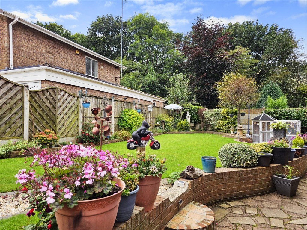 Images for Swallowfields Road, Dudley