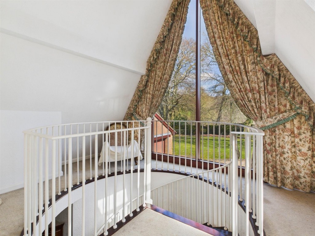 Images for Woodfield Lane, Romsley, Halesowen