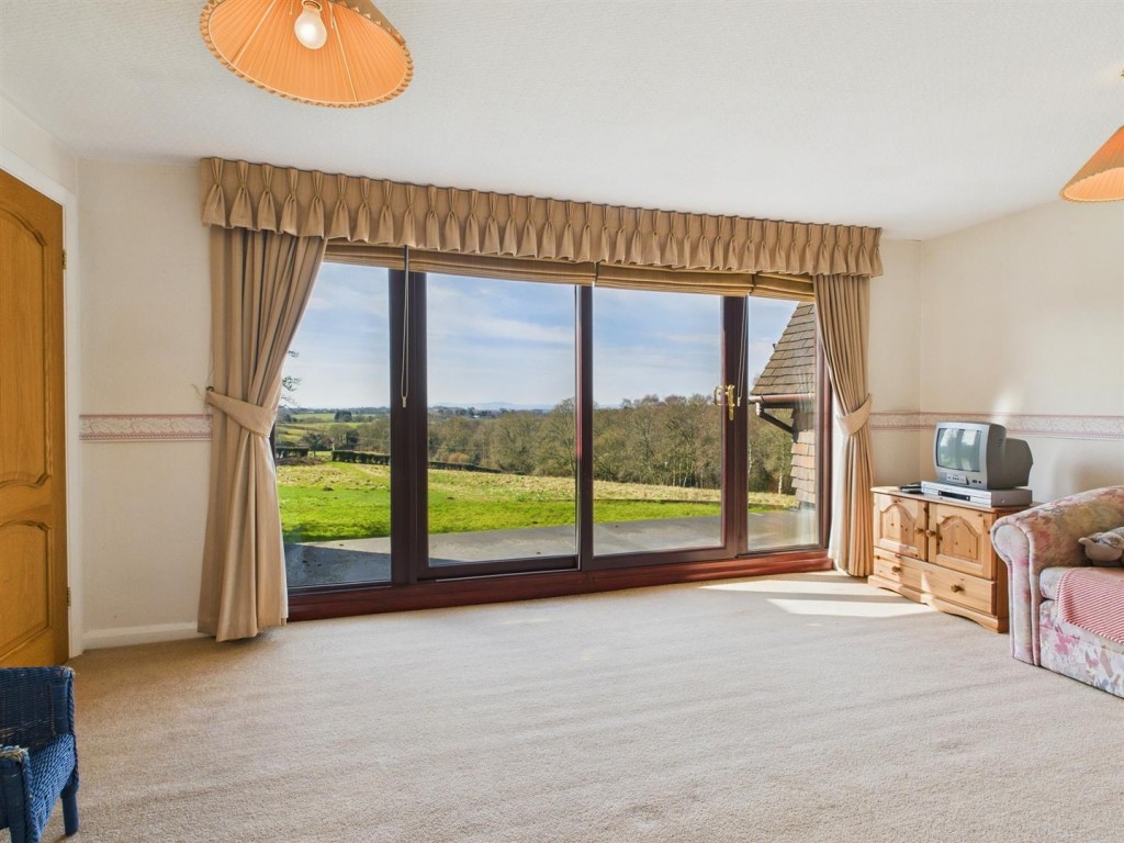 Images for Woodfield Lane, Romsley, Halesowen