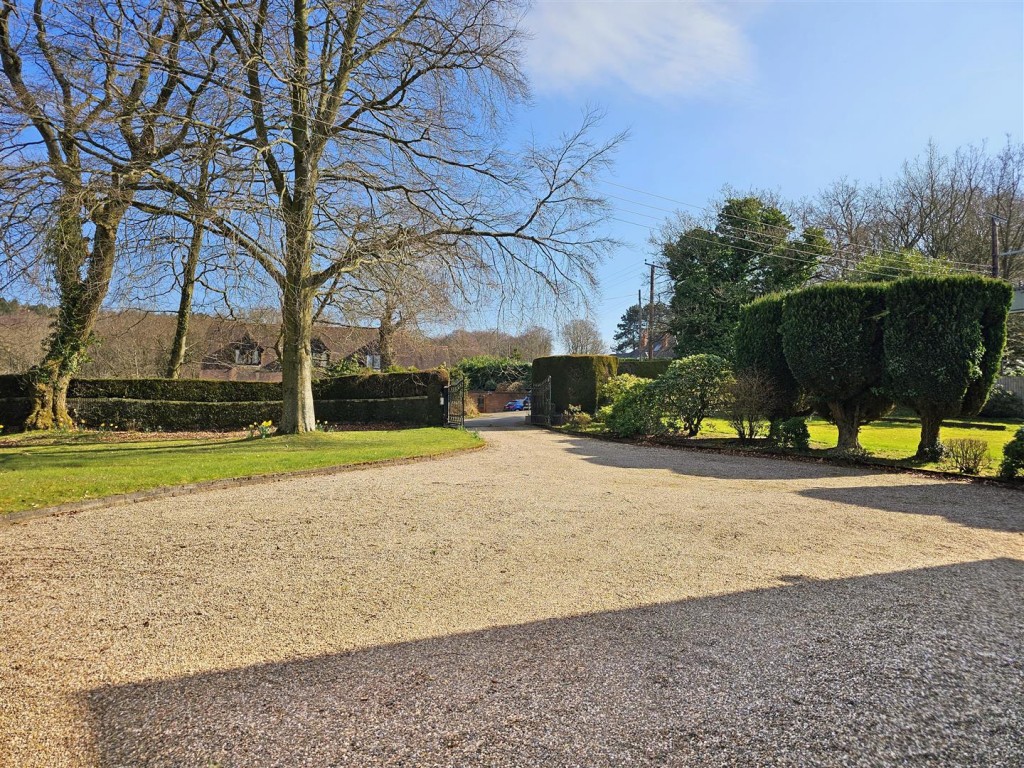 Images for Woodfield Lane, Romsley, Halesowen