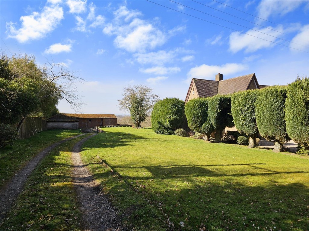 Images for Woodfield Lane, Romsley, Halesowen
