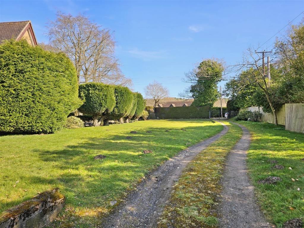 Images for Woodfield Lane, Romsley, Halesowen
