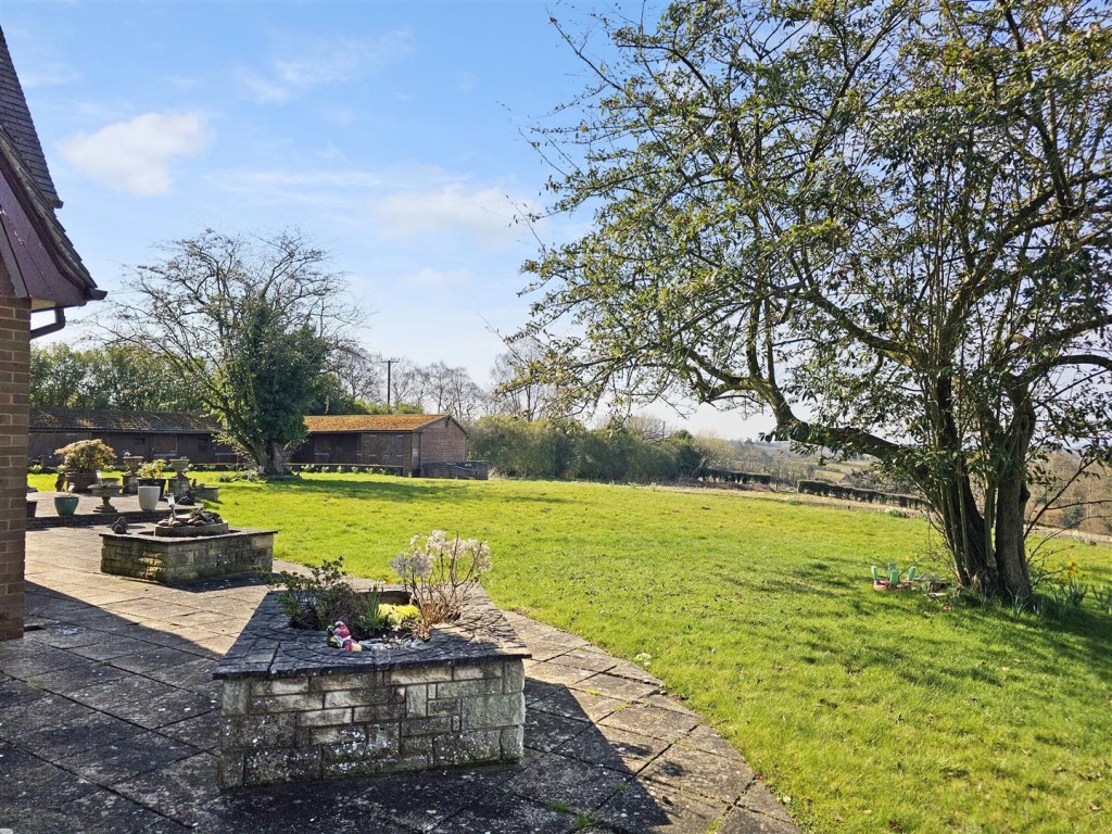 Images for Woodfield Lane, Romsley, Halesowen