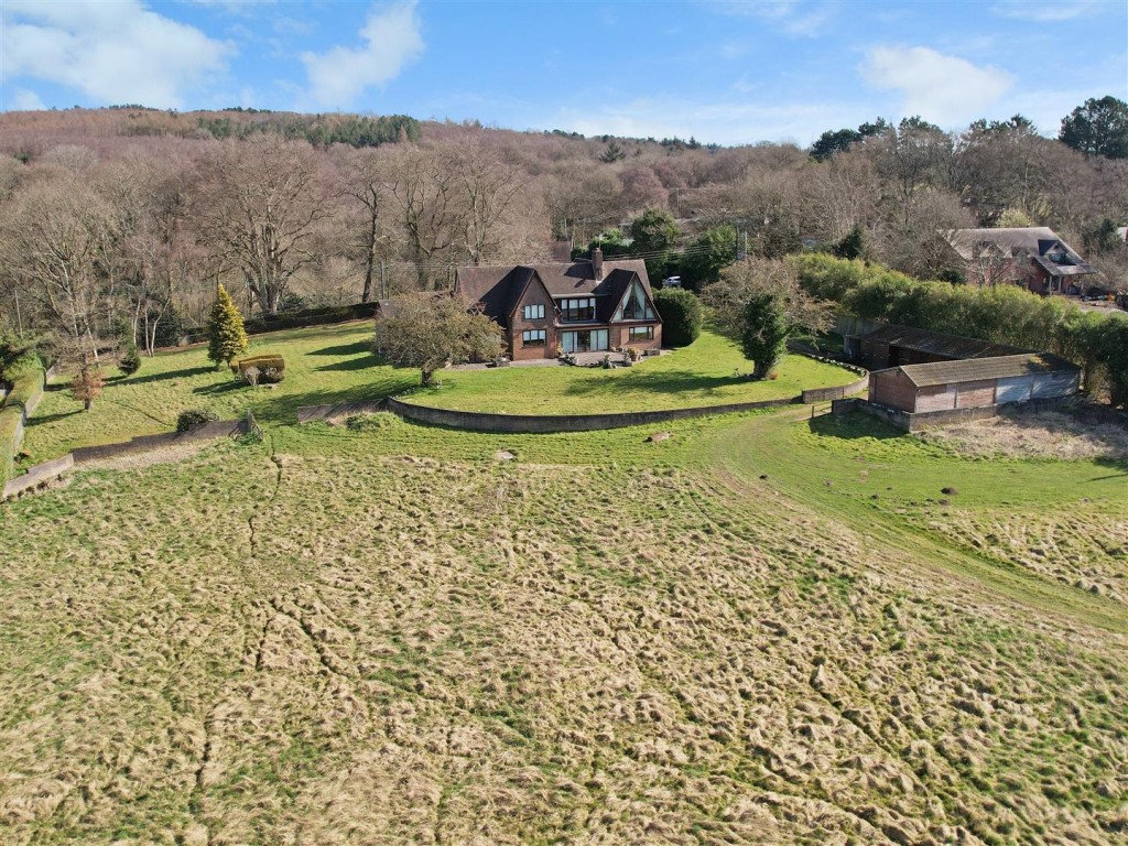 Images for Woodfield Lane, Romsley, Halesowen