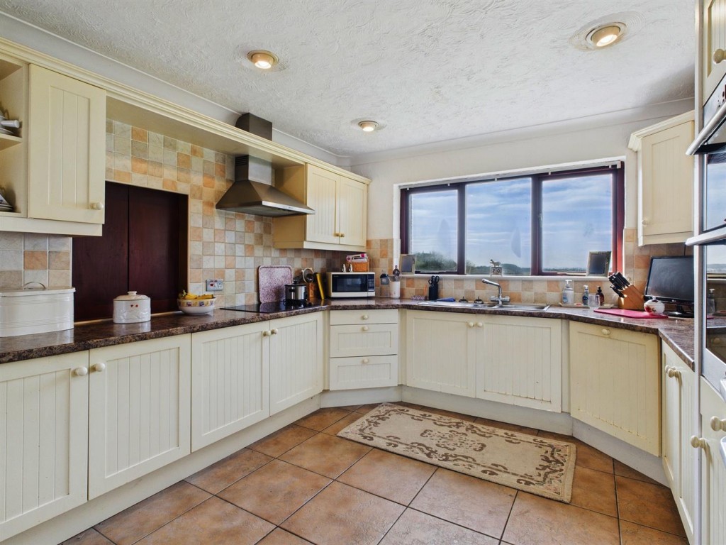 Images for Woodfield Lane, Romsley, Halesowen