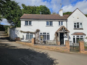 image of 1 The Anchor Cottages, Dark Lane