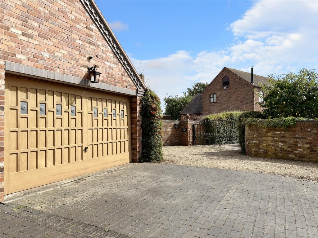 Images for Church Hill Barn, Kinver, Stourbridge