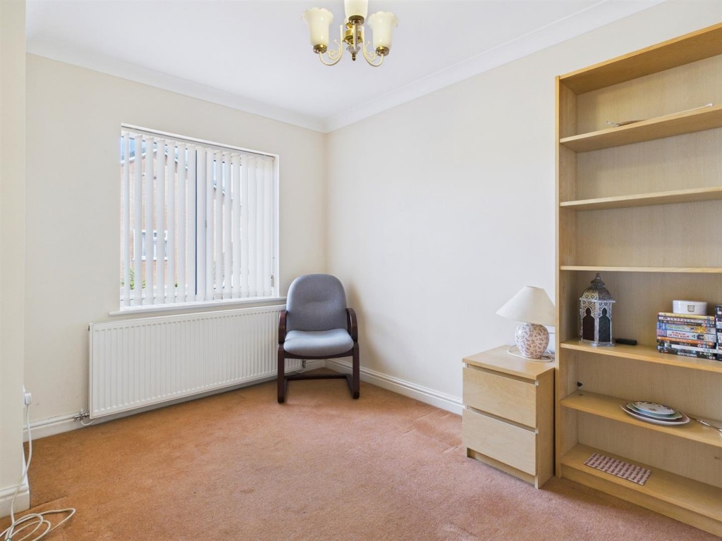 Images for Highlow Avenue, Kidderminster