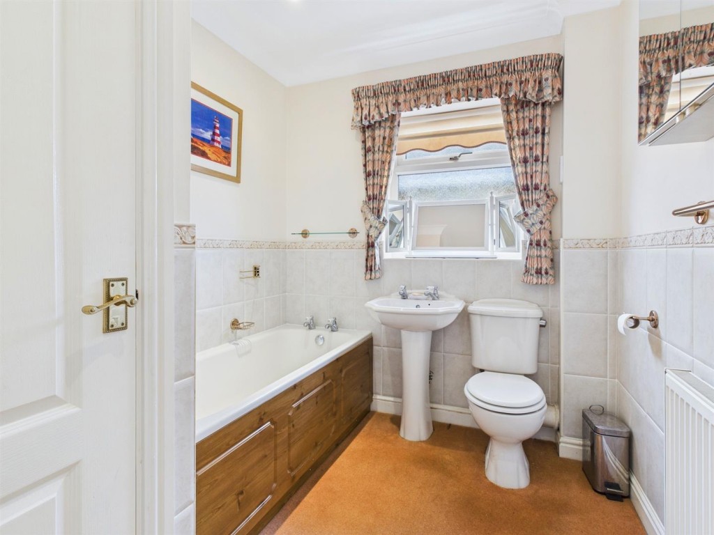Images for Highlow Avenue, Kidderminster