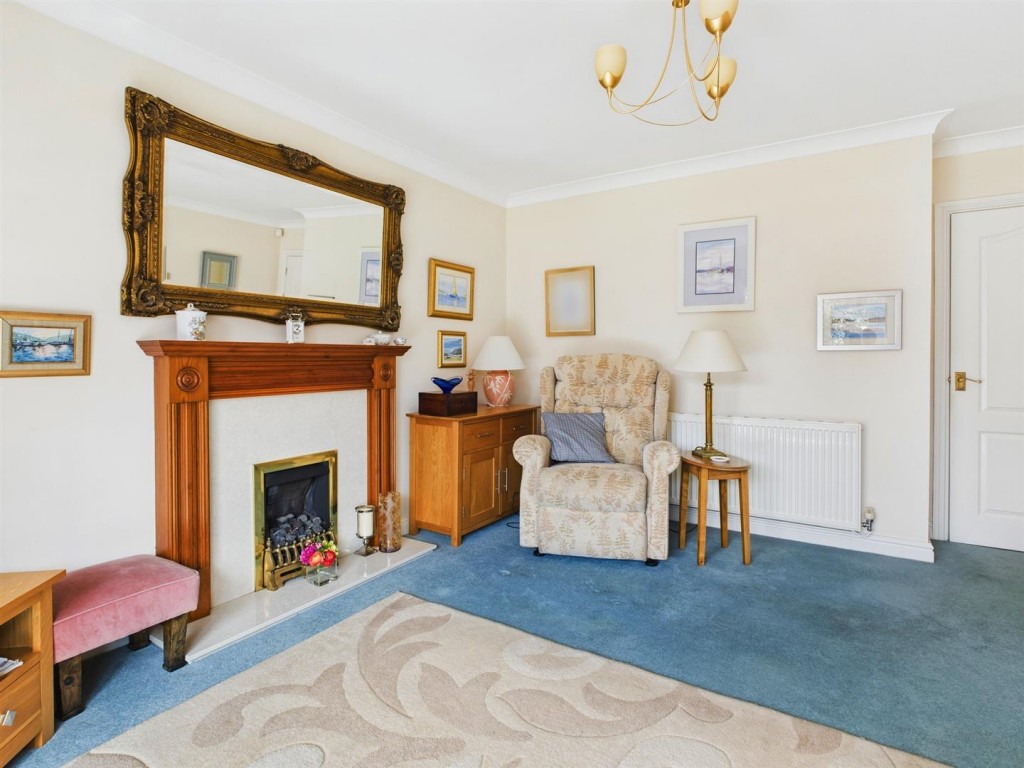 Images for Highlow Avenue, Kidderminster