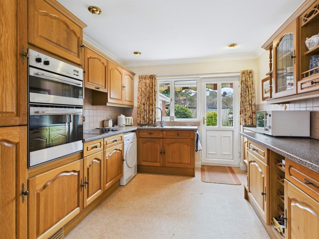 Images for Highlow Avenue, Kidderminster