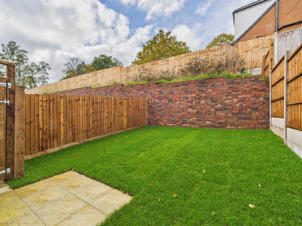 Images for Redcliff Close, Kinver