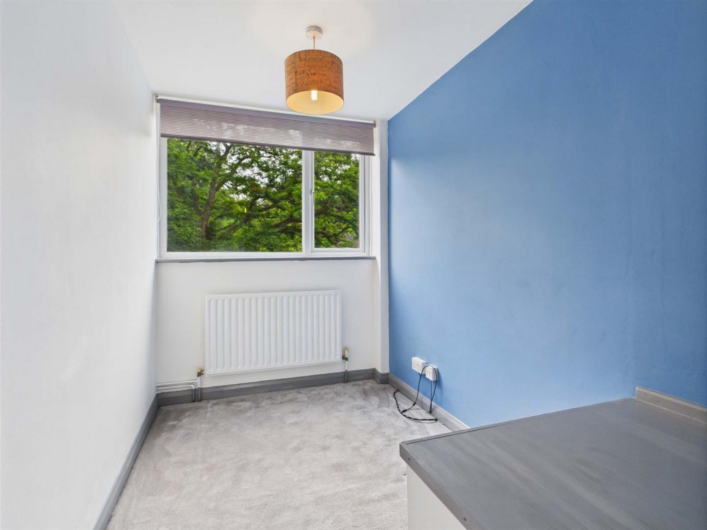 Images for Holly Grove, Stourbridge