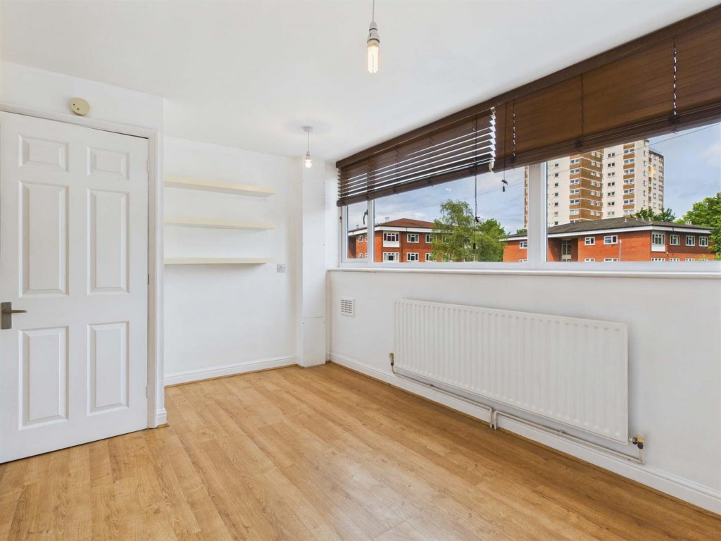 Images for Holly Grove, Stourbridge