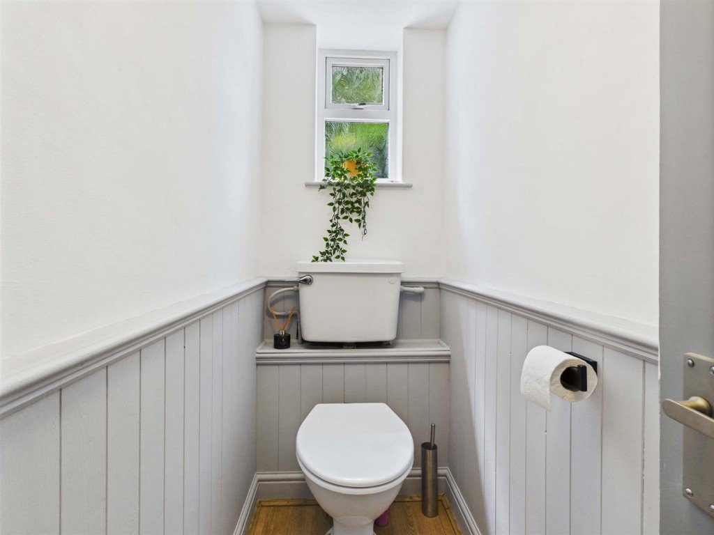 Images for Holly Grove, Stourbridge