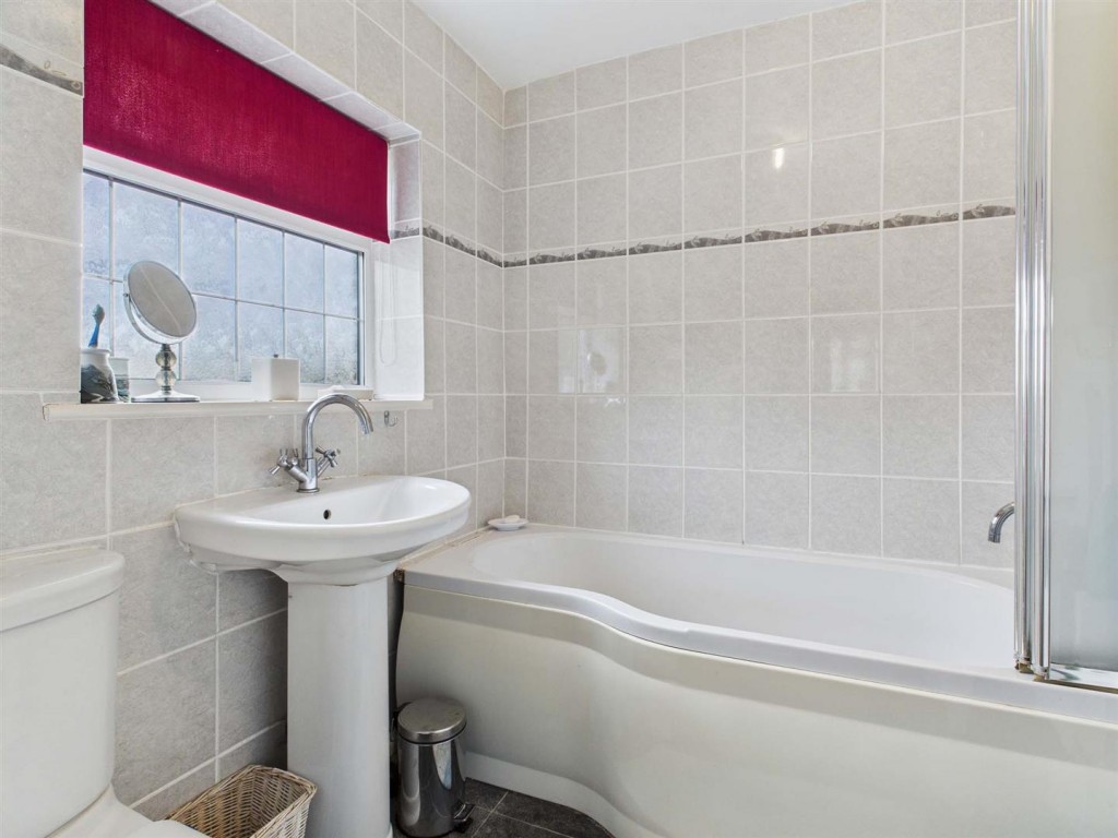 Images for Foster Crescent, Kinver