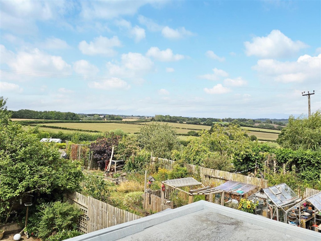 Images for Lincoln Fields, Billingsley