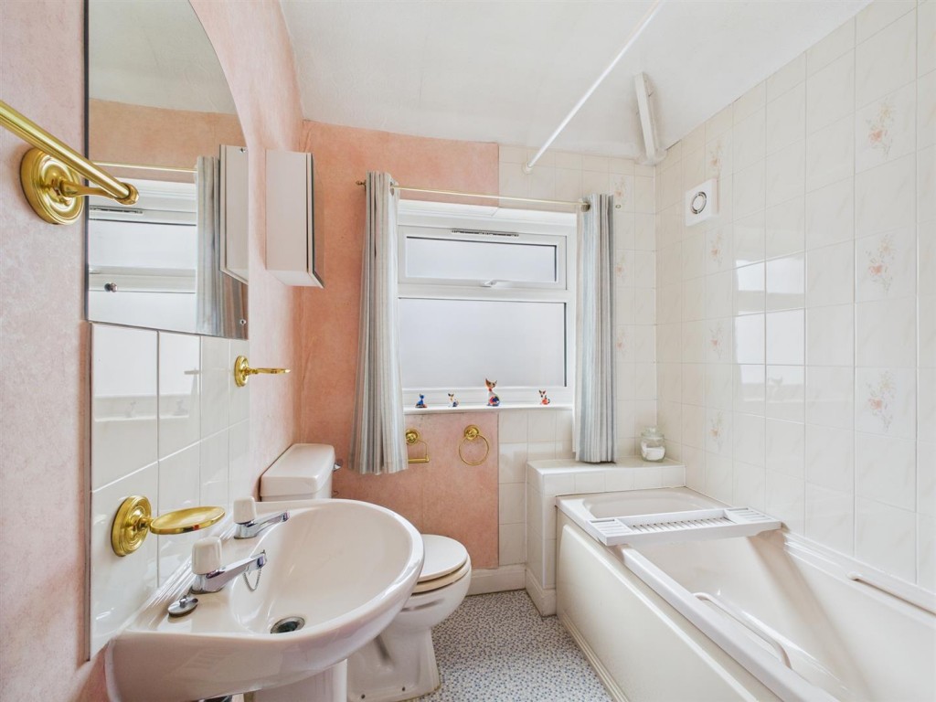 Images for Bruce Road, Kidderminster