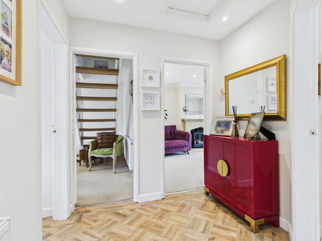 Images for Cedar Gardens, Kinver, Stourbridge