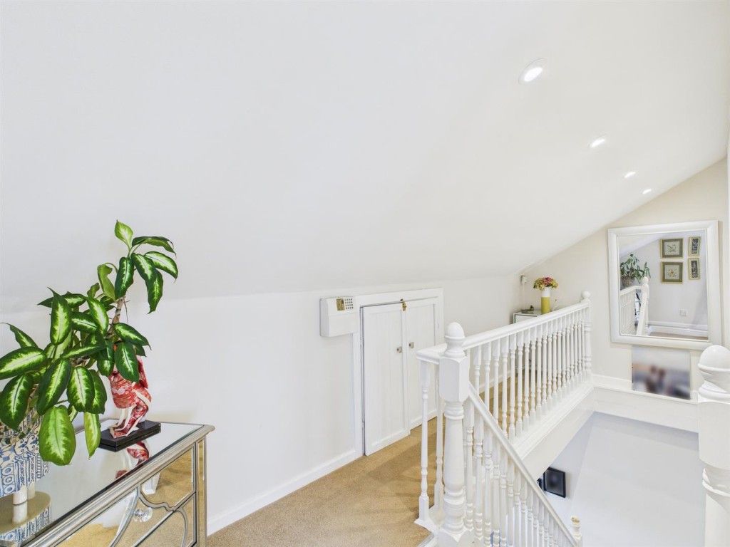 Images for Cedar Gardens, Kinver, Stourbridge
