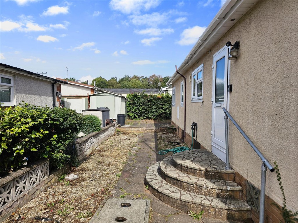 Images for Kingsford Lane, Wolverley, Kidderminster