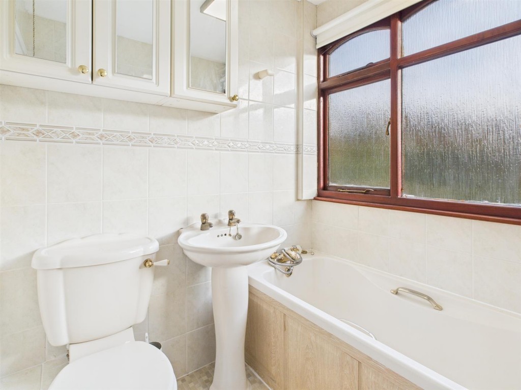 Images for Six Ashes Road, Bobbington, Stourbridge