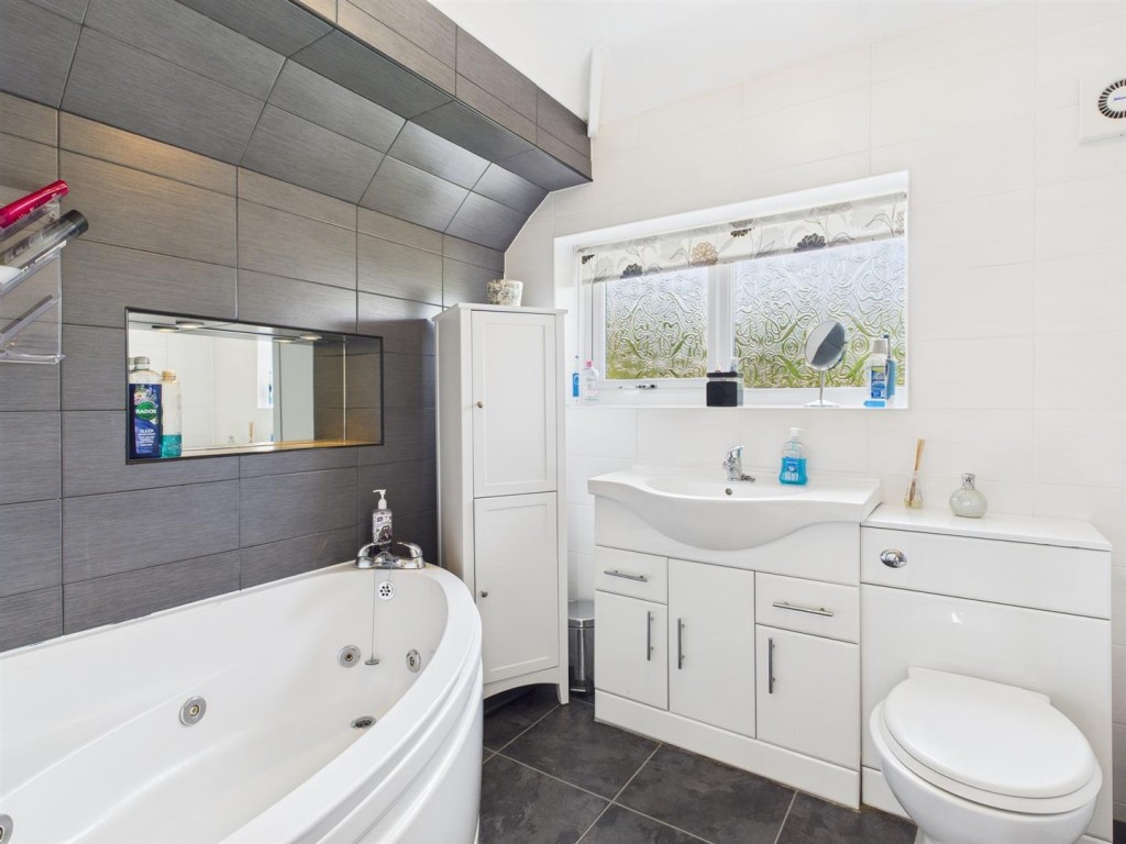 Images for Ash Grove, Stourbridge