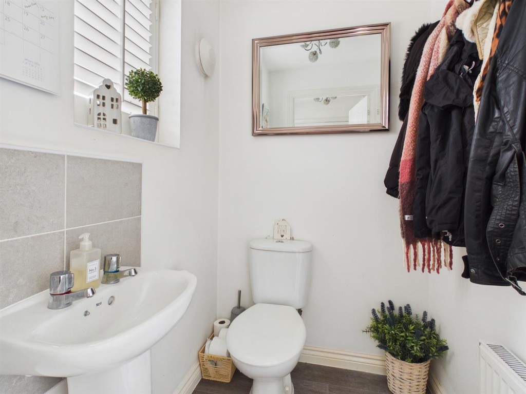 Images for Field Sidings Way, Kingswinford