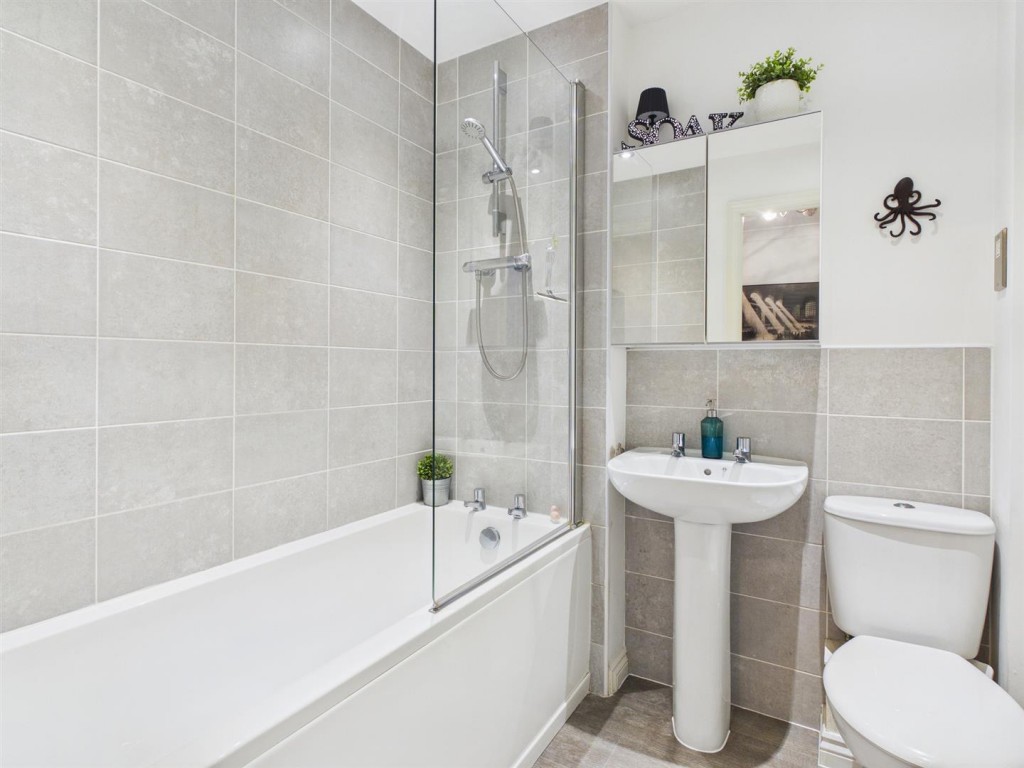 Images for Field Sidings Way, Kingswinford