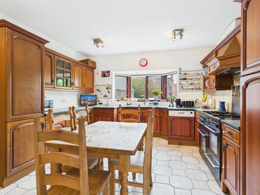 Images for The Close, Enville