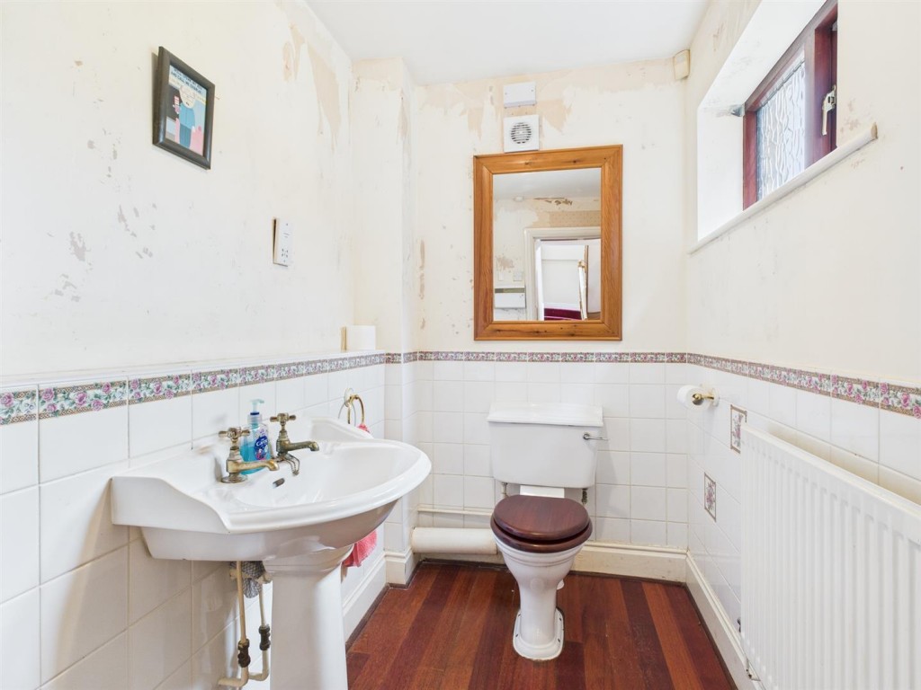 Images for The Close, Enville