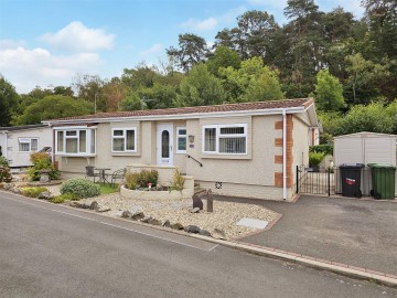image of 42 Kinverdale Chalet Park, Kingsford Lane