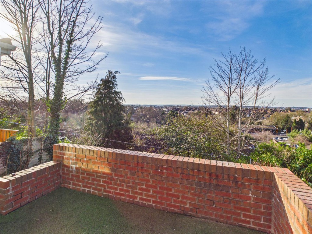 Images for Chawn Park Drive, Pedmore