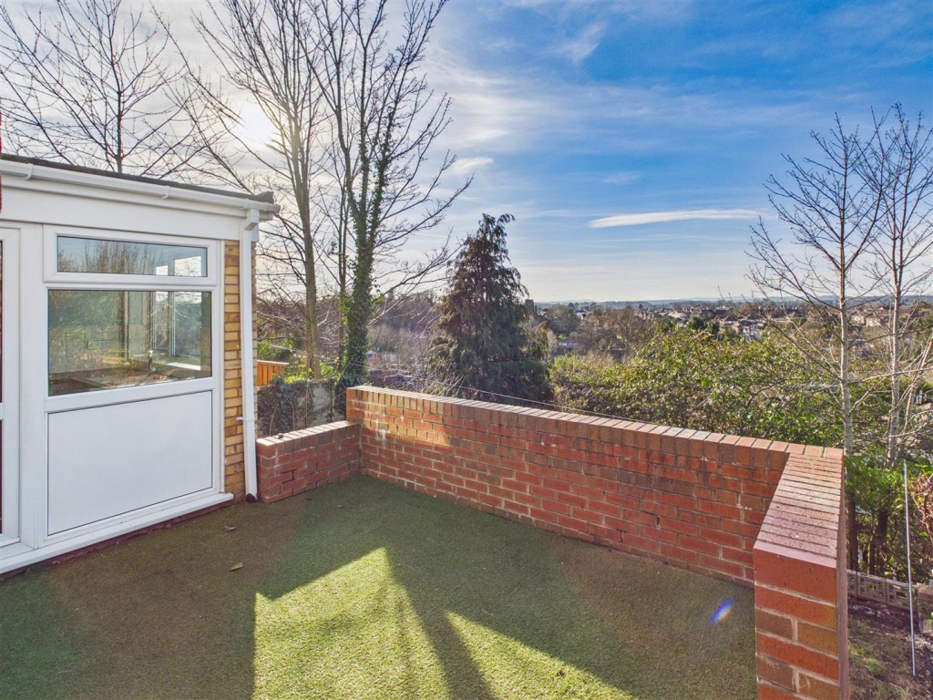 Images for Chawn Park Drive, Pedmore