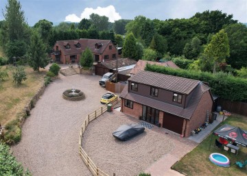 image of Berrylands, Chadwick Bank