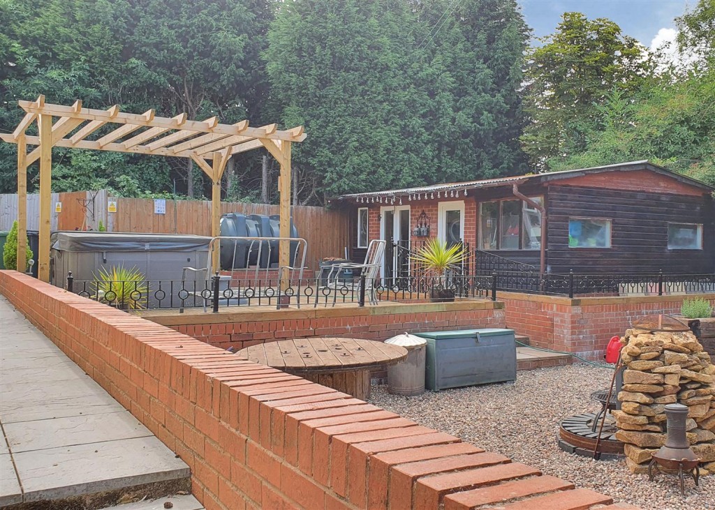 Images for Chadwick Bank, Stourport-On-Severn