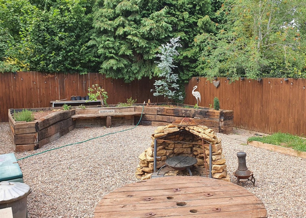 Images for Chadwick Bank, Stourport-On-Severn