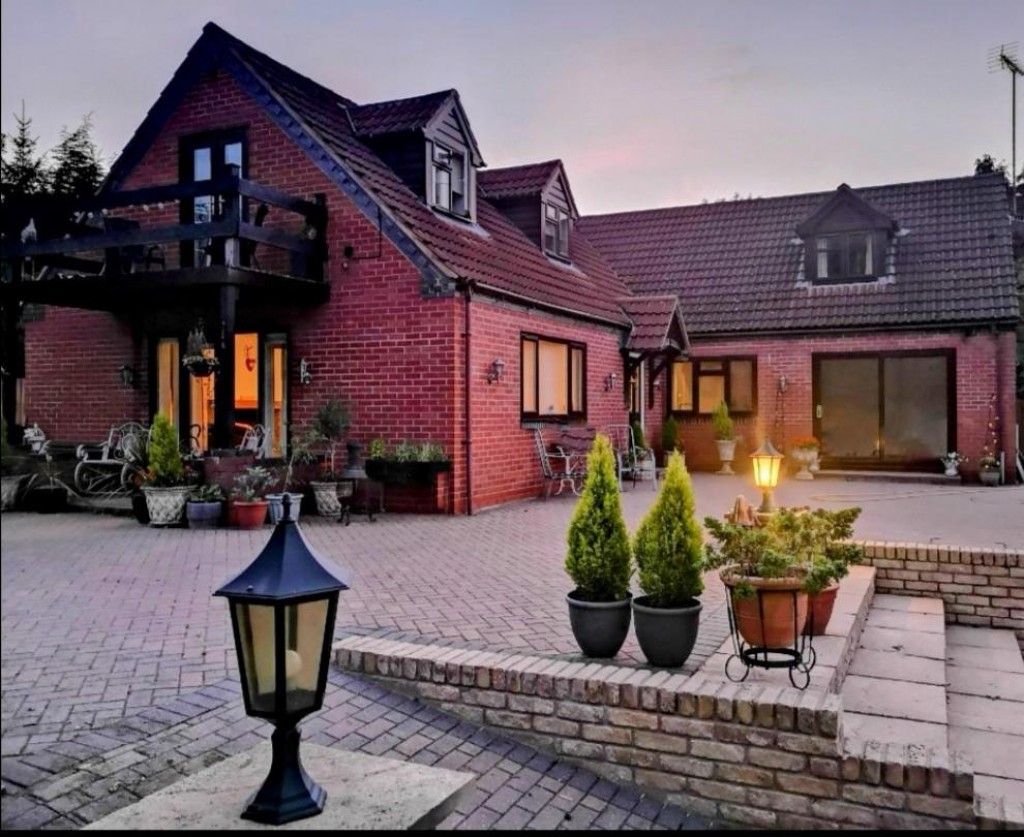 Images for Chadwick Bank, Stourport-On-Severn