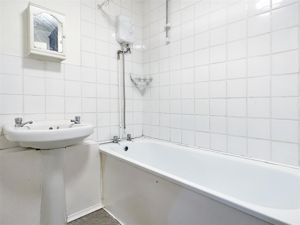 Images for Furlong Court, Furlong Lane, Halesowen