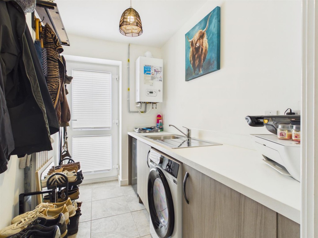 Images for Redcliff Close, Kinver, Stourbridge
