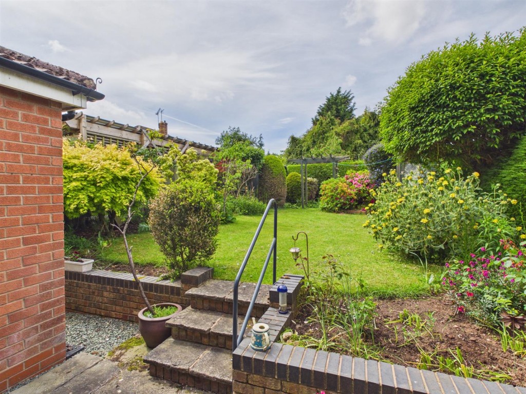 Images for Heath Farm Road, Stourbridge