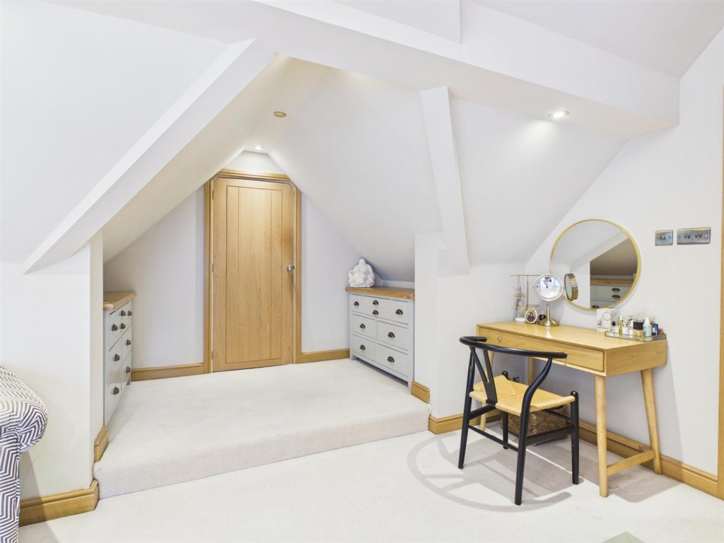 Images for Stourton Crescent, Stourbridge