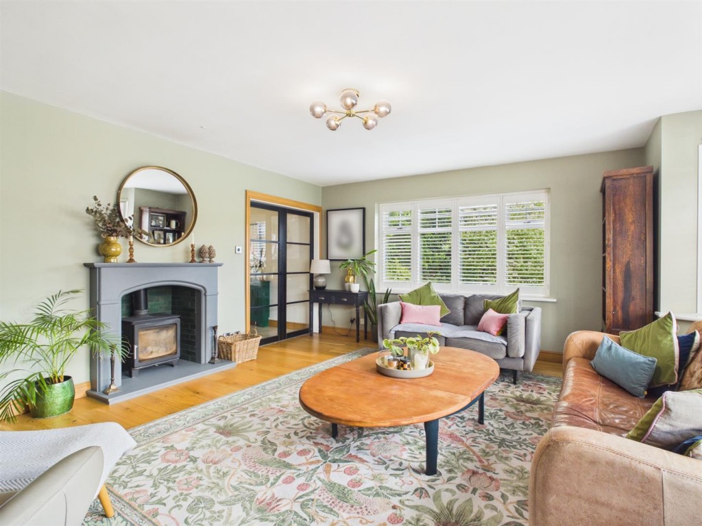 Images for Stourton Crescent, Stourbridge