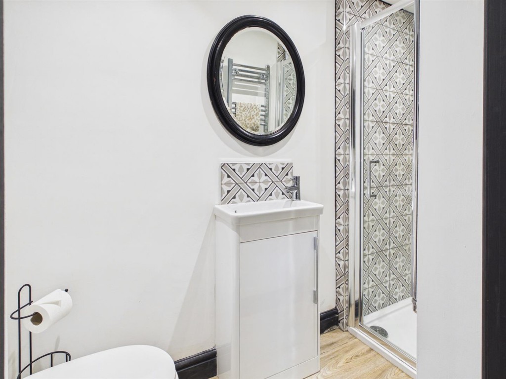 Images for Stourton Crescent, Stourbridge