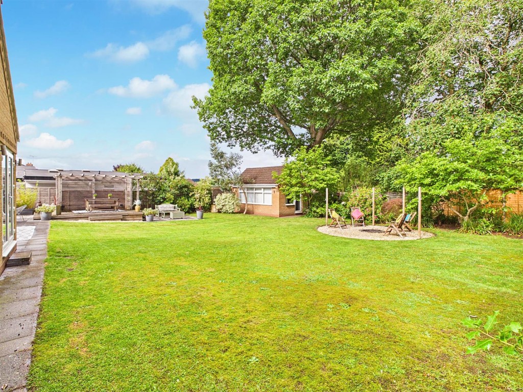 Images for Stourton Crescent, Stourbridge