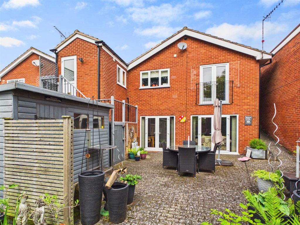Images for Holly Close, Kinver, Stourbridge
