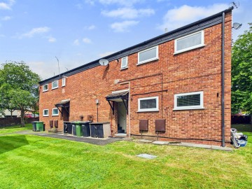image of 27, Lodge Gardens