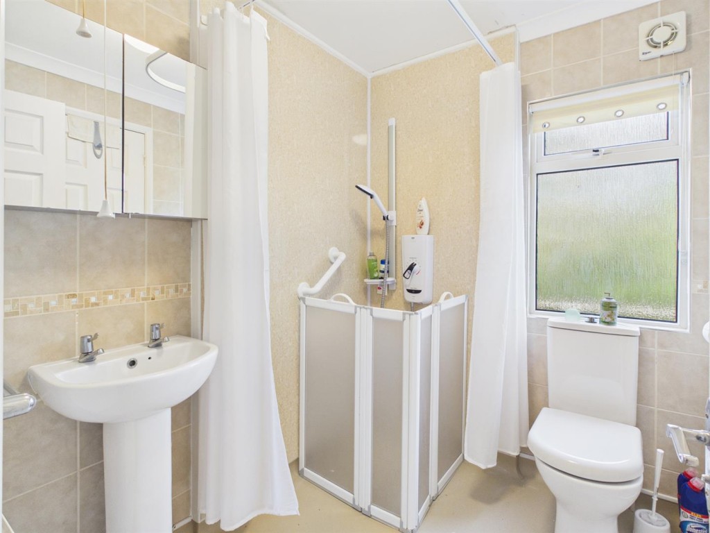 Images for Pool Lane, Clows Top, Kidderminster